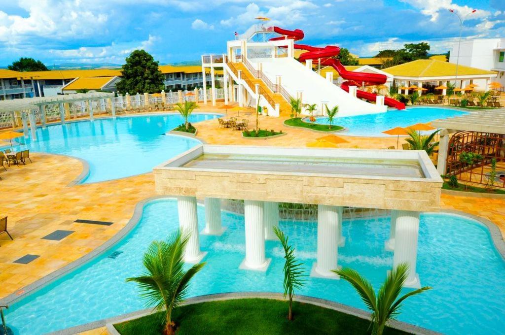 Lacqua Diroma Hotel Com Parque Aquatico 24 Horas Калдас-Новас Екстер'єр фото